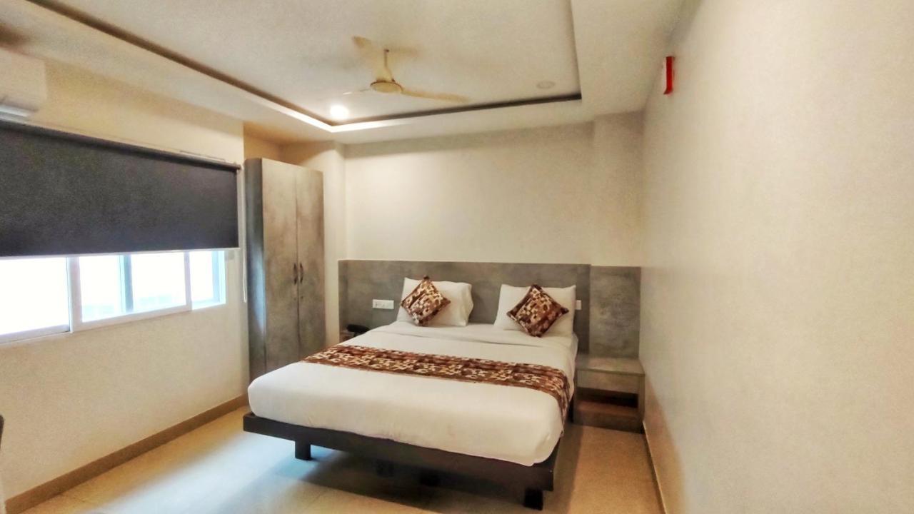 Athasri Hotel Marathahalli Bangalore Eksteriør bilde